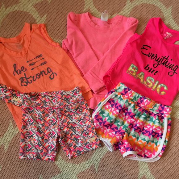 Bundle of girls size 3T and 4T clothes - Picture 3 of 5